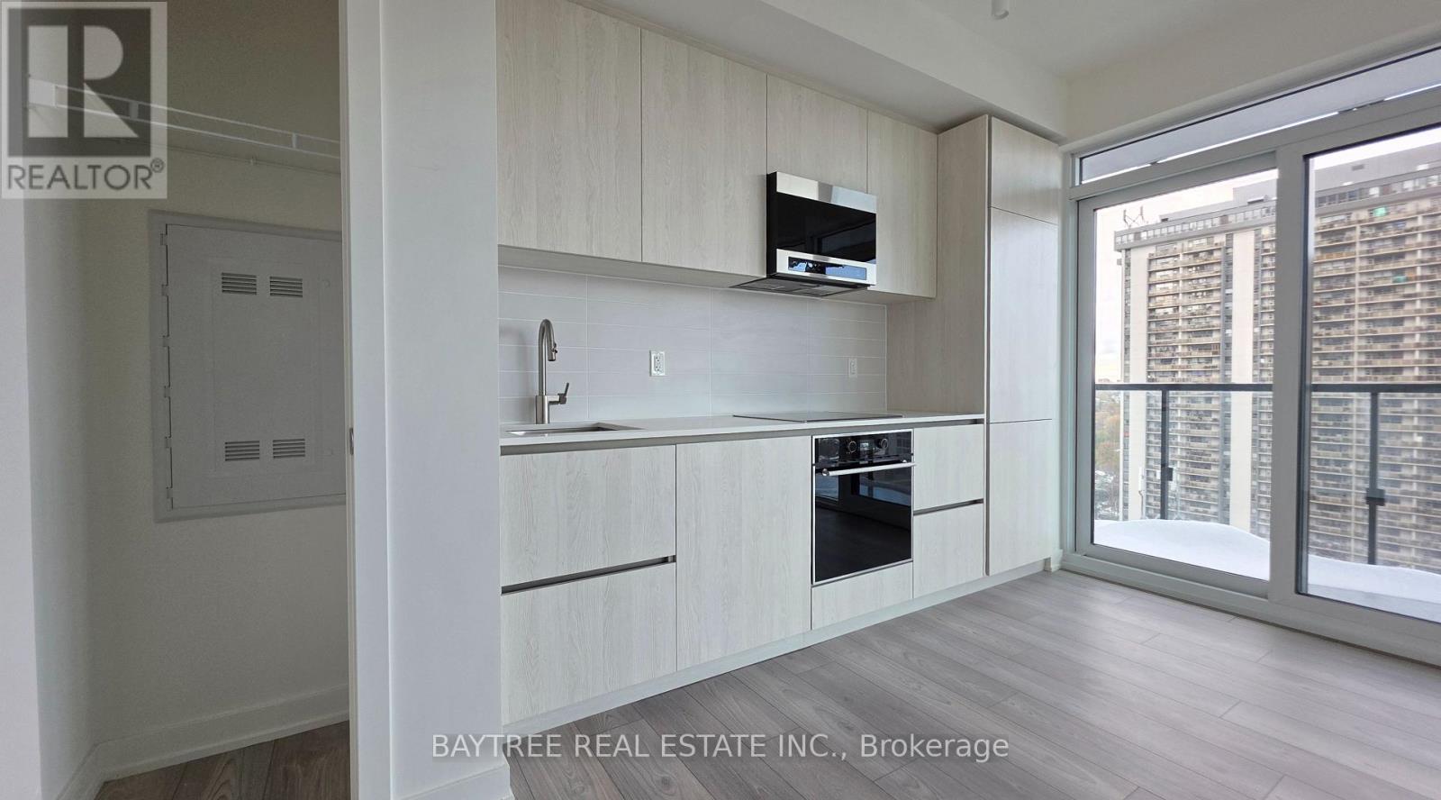 1502 - 120 BROADWAY AVENUE