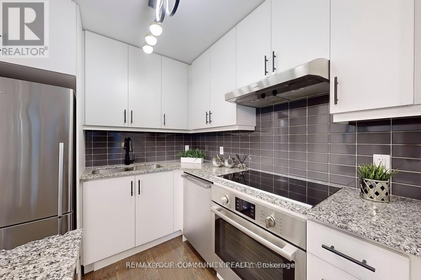 2804 - 1 The Esplanade, Toronto, Ontario  M5E 0A8 - Photo 13 - C14083340