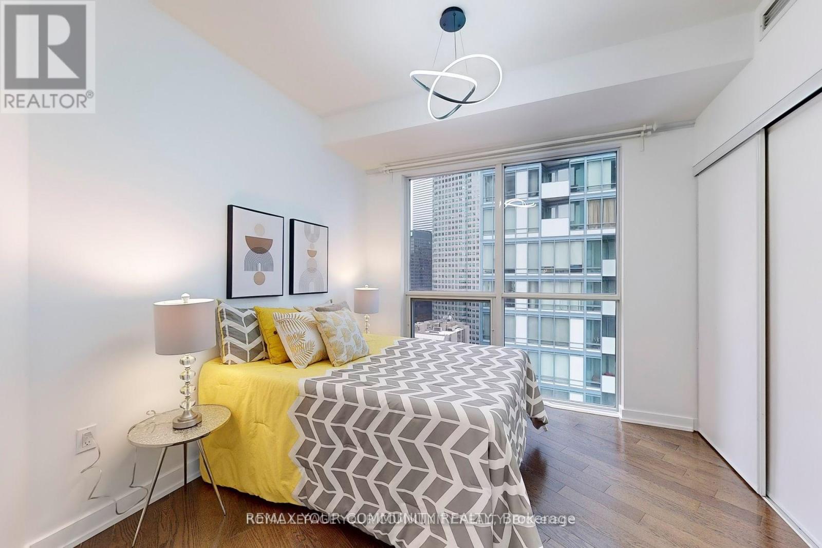 2804 - 1 The Esplanade, Toronto, Ontario  M5E 0A8 - Photo 16 - C14083340