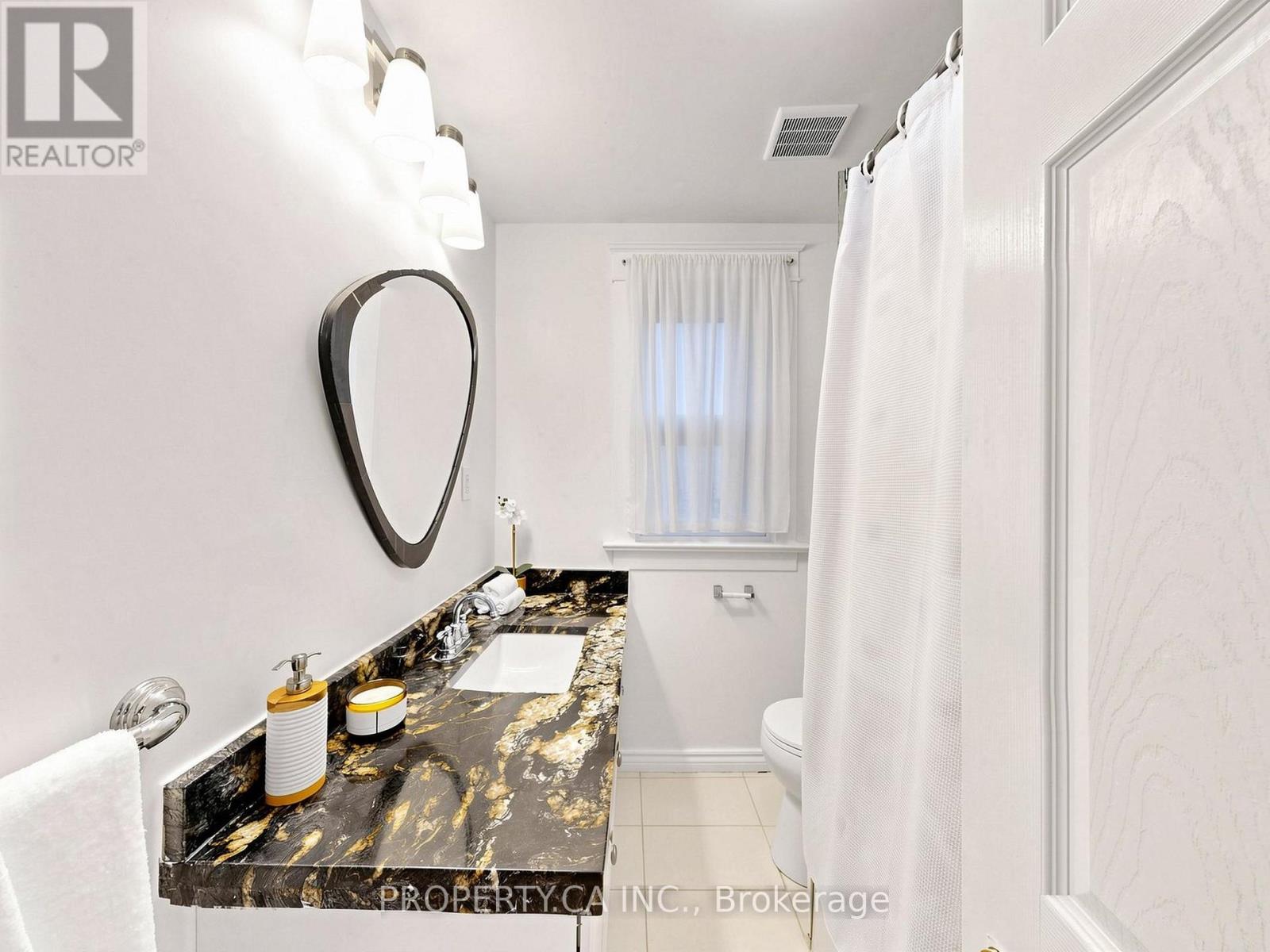 205 Dearborn Avenue, Oshawa, Ontario  L1G 5Z3 - Photo 28 - E14083276