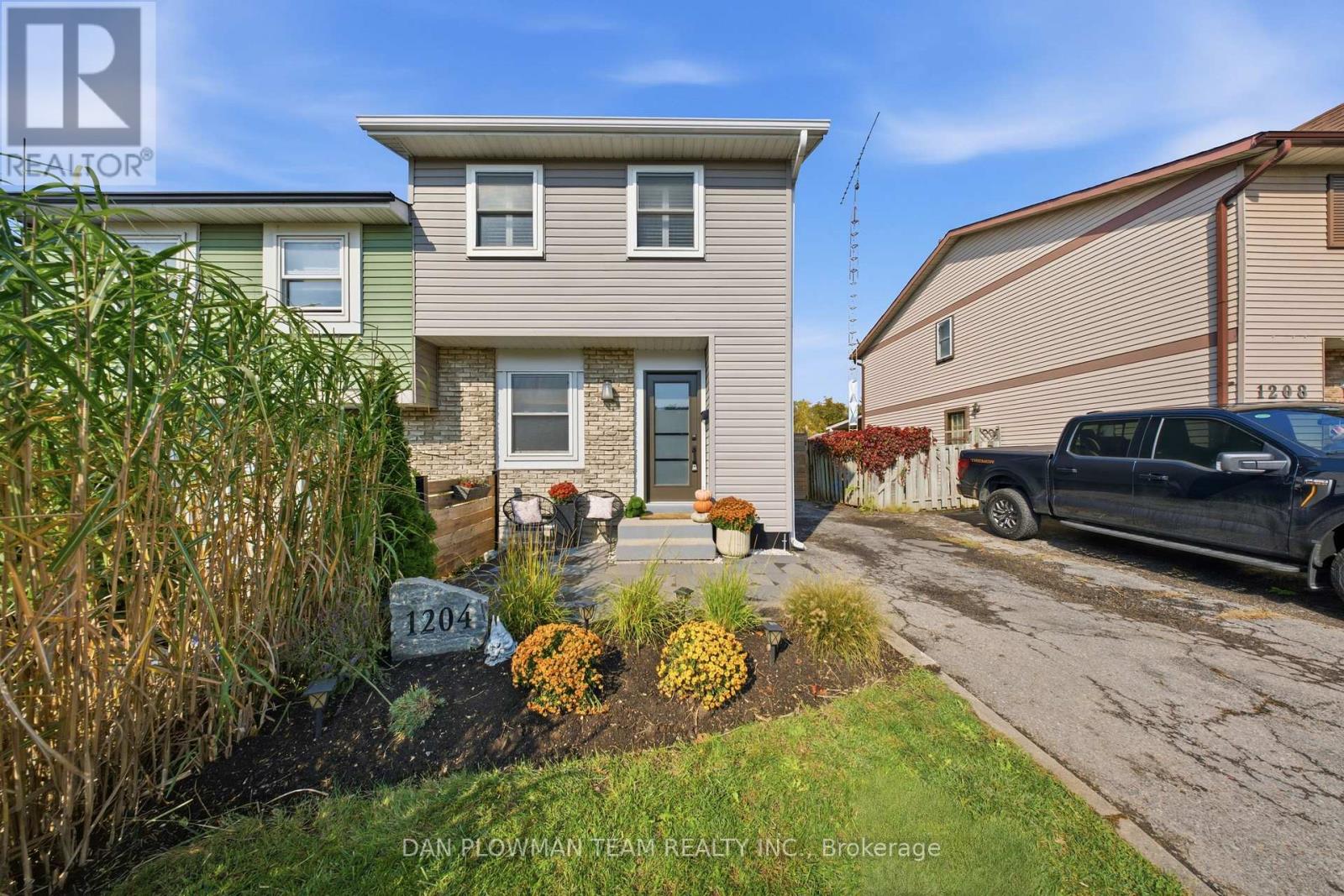 1204 SOUTHDALE AVENUE, Oshawa, Ontario