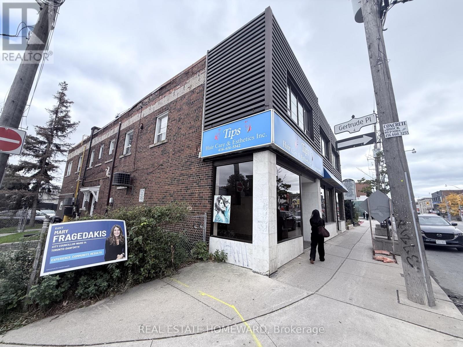 757 Pape Avenue, Toronto, Ontario  M4K 3T1 - Photo 2 - E14083402