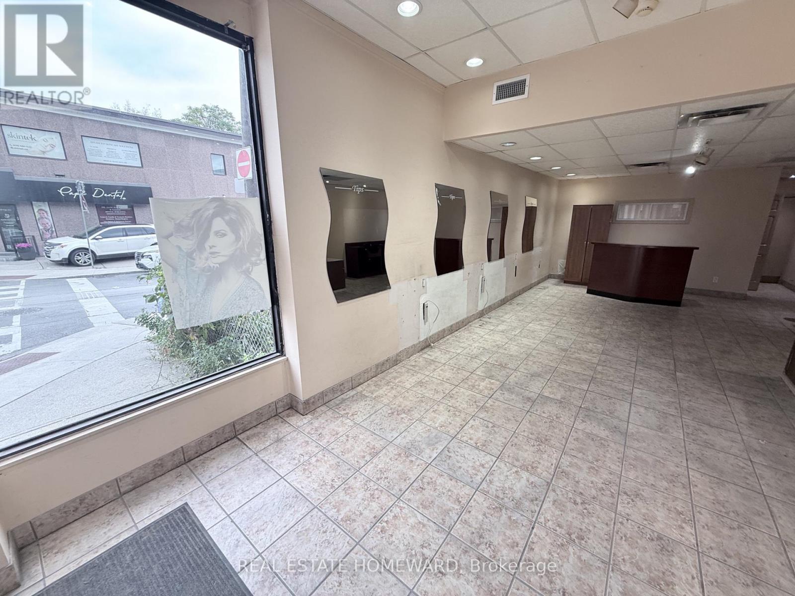 757 Pape Avenue, Toronto, Ontario  M4K 3T1 - Photo 4 - E14083402
