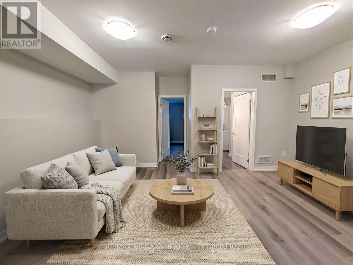 214 - 781 Clare Avenue, Welland, Ontario  L3C 0K1 - Photo 4 - X13793632