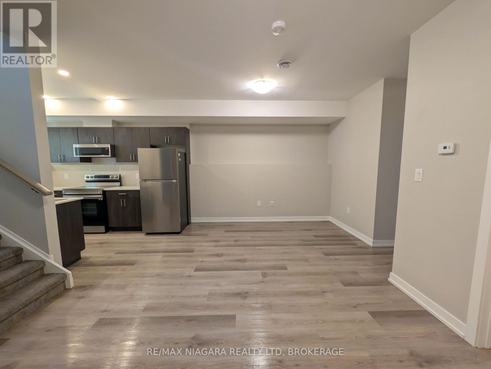 214 - 781 Clare Avenue, Welland, Ontario  L3C 0K1 - Photo 8 - X13793632