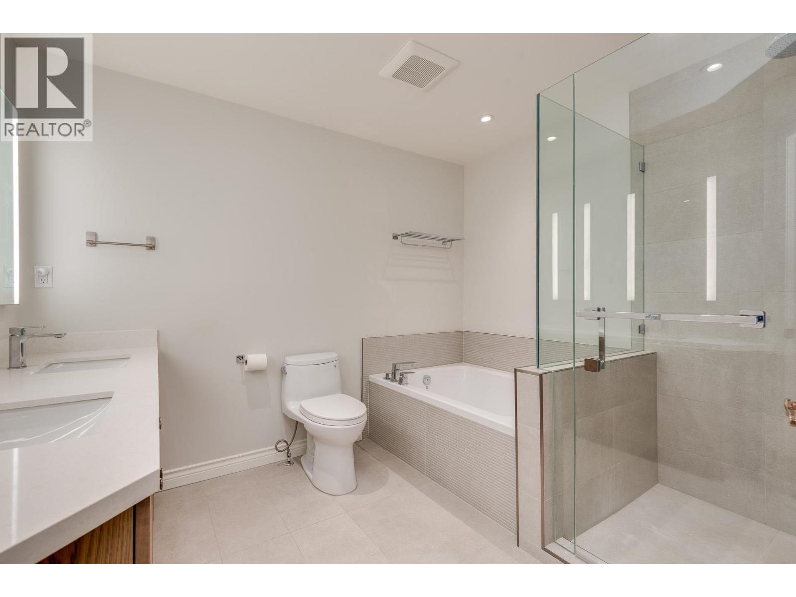 29 4055 Indian River Drive, North Vancouver, British Columbia  V7G 2R7 - Photo 14 - R3175753