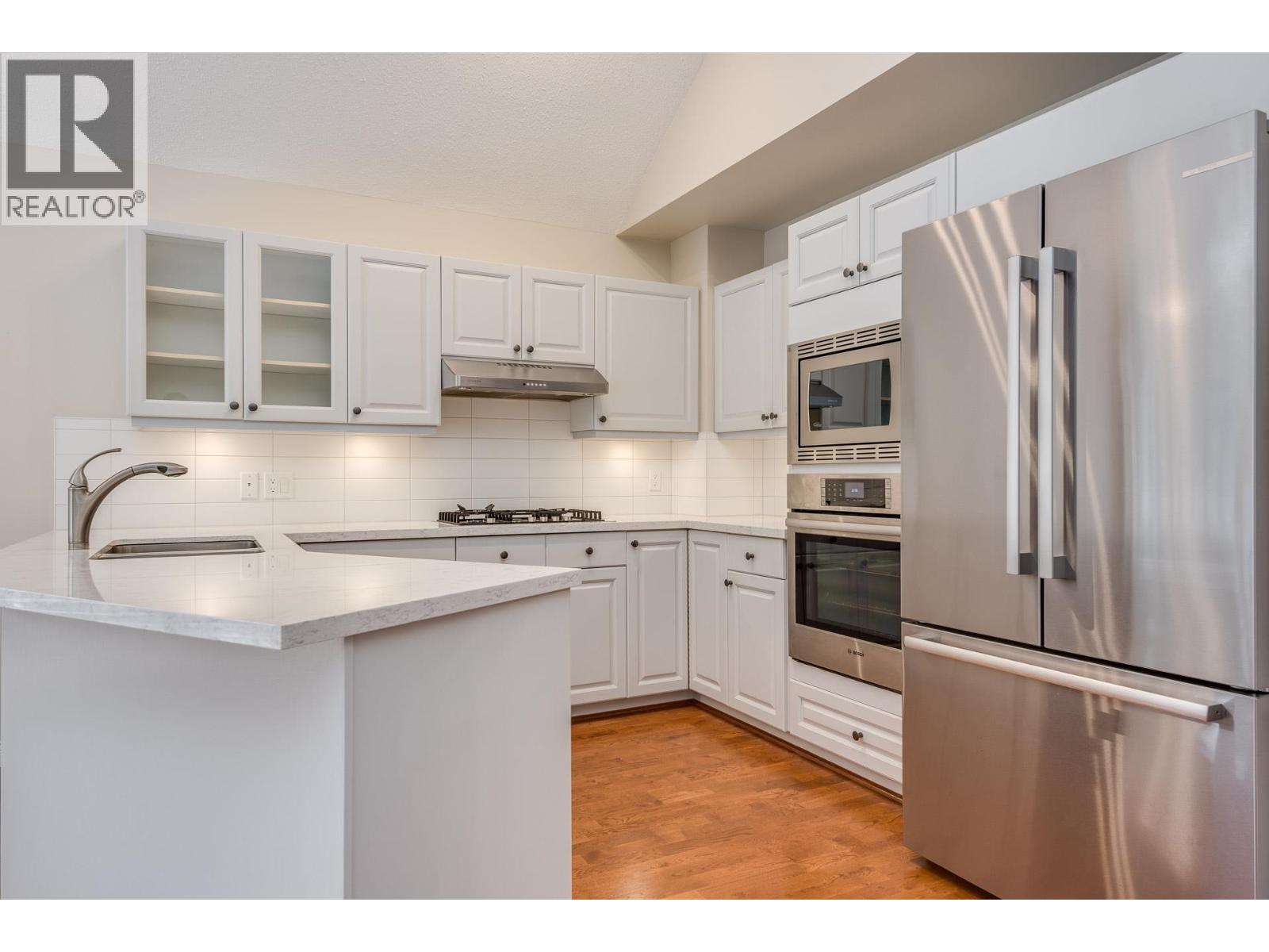 29 4055 Indian River Drive, North Vancouver, British Columbia  V7G 2R7 - Photo 4 - R3175753