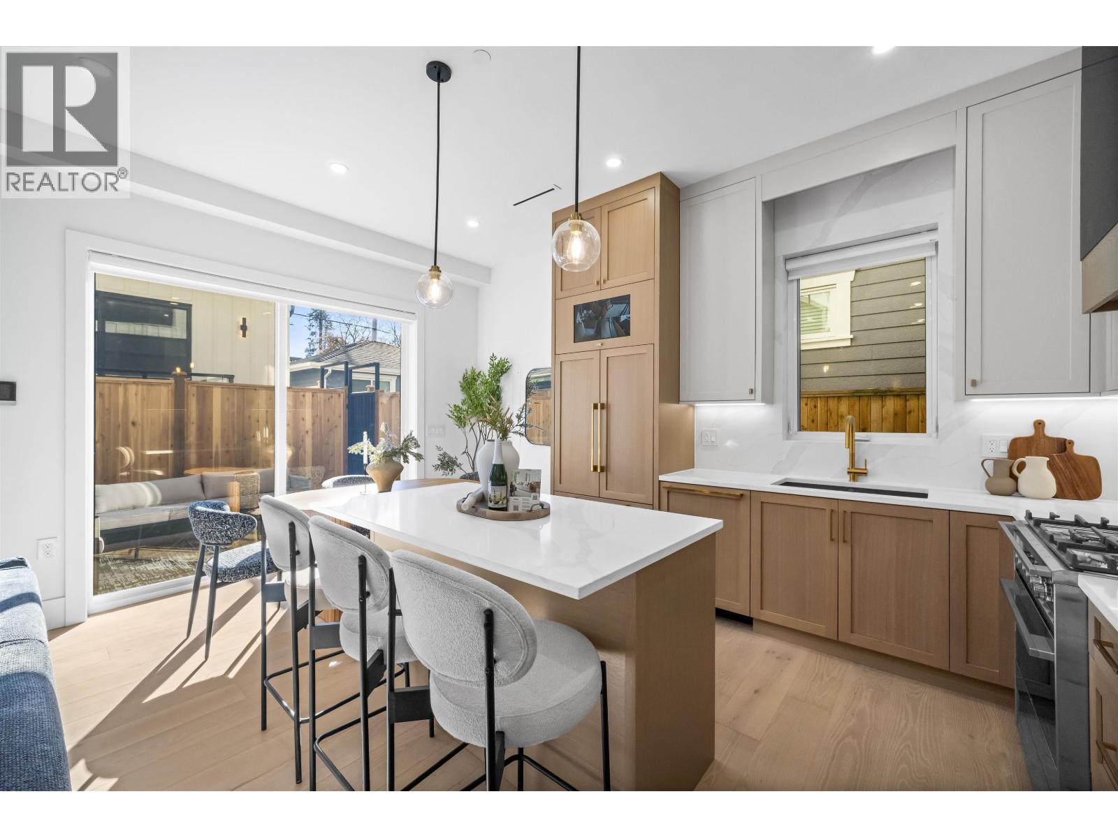 2 2710 Kitchener Street, Vancouver, British Columbia  V5K 3E1 - Photo 6 - R3175764
