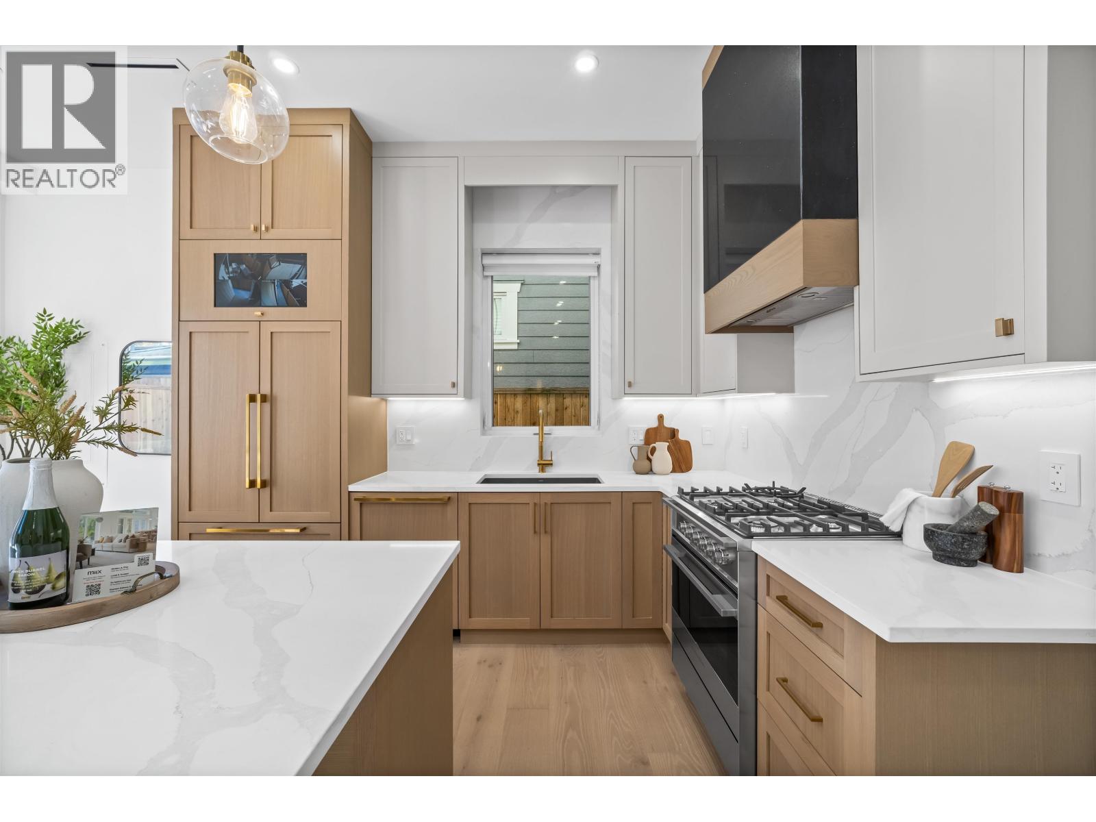 2 2710 Kitchener Street, Vancouver, British Columbia  V5K 3E1 - Photo 7 - R3175764