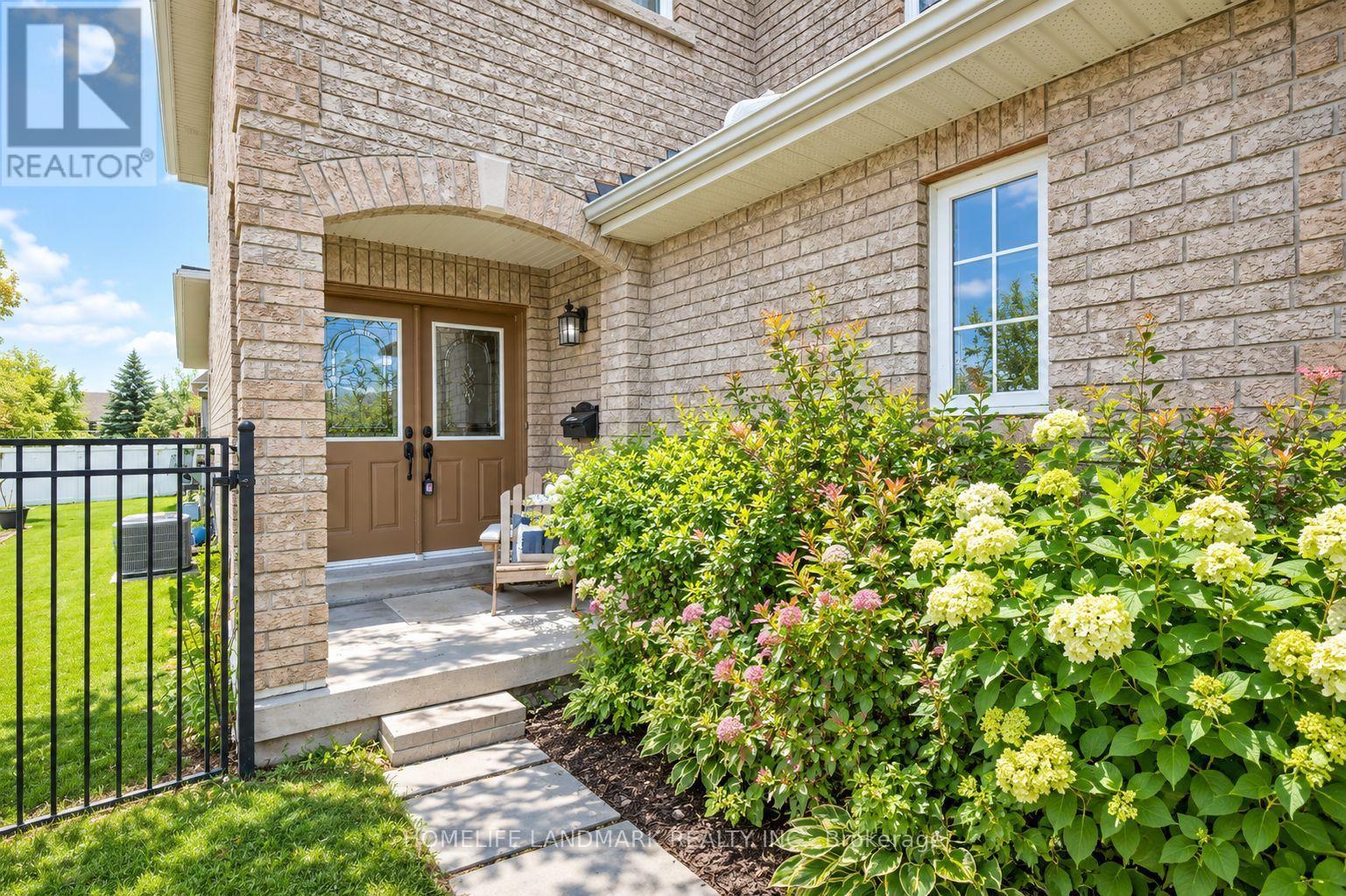 40 Bambi Crescent, Georgina, Ontario  L4P 4C6 - Photo 2 - N14083230