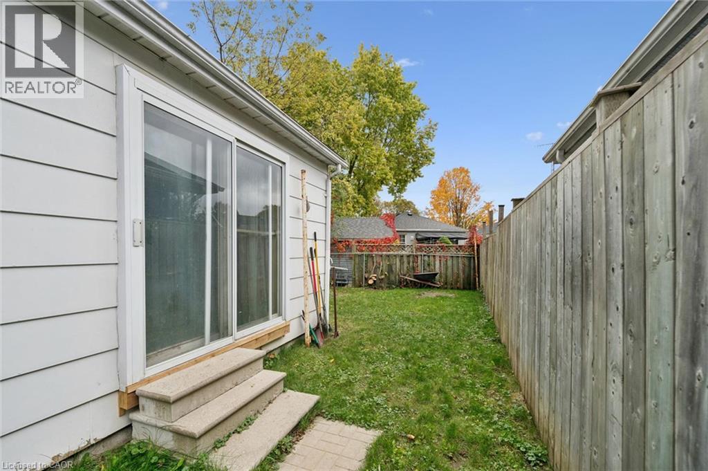 127 Spadina Road E, Kitchener, Ontario  N2M 3X5 - Photo 18 - 40871171