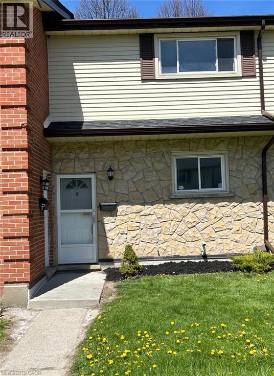144 Jansen Avenue Unit# 8, Kitchener, Ontario  N2A 2L7 - Photo 1 - 40869194