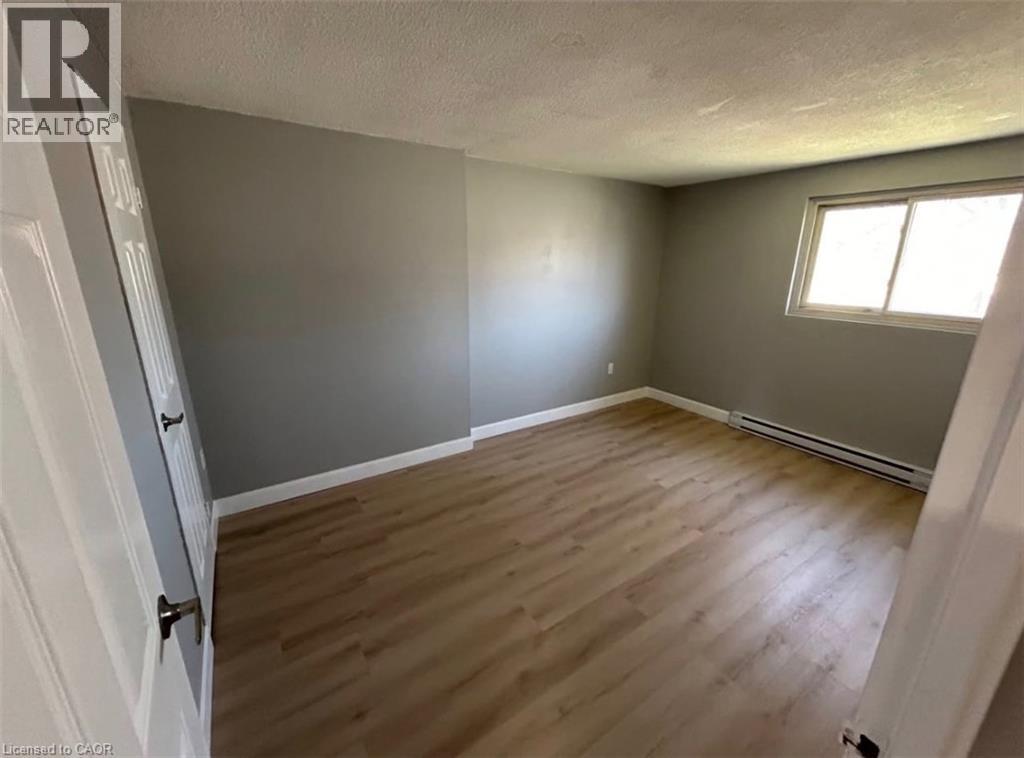 144 Jansen Avenue Unit# 8, Kitchener, Ontario  N2A 2L7 - Photo 12 - 40869194
