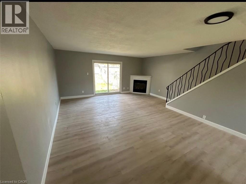 144 Jansen Avenue Unit# 8, Kitchener, Ontario  N2A 2L7 - Photo 4 - 40869194