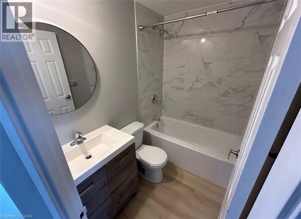 144 Jansen Avenue Unit# 8, Kitchener, Ontario  N2A 2L7 - Photo 9 - 40869194