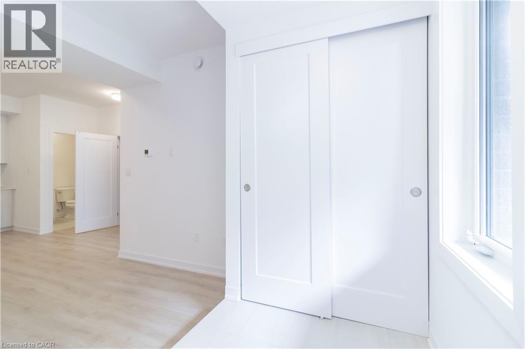 40 Palace Street Unit# M11, Kitchener, Ontario  N2E 0J3 - Photo 17 - 40869102