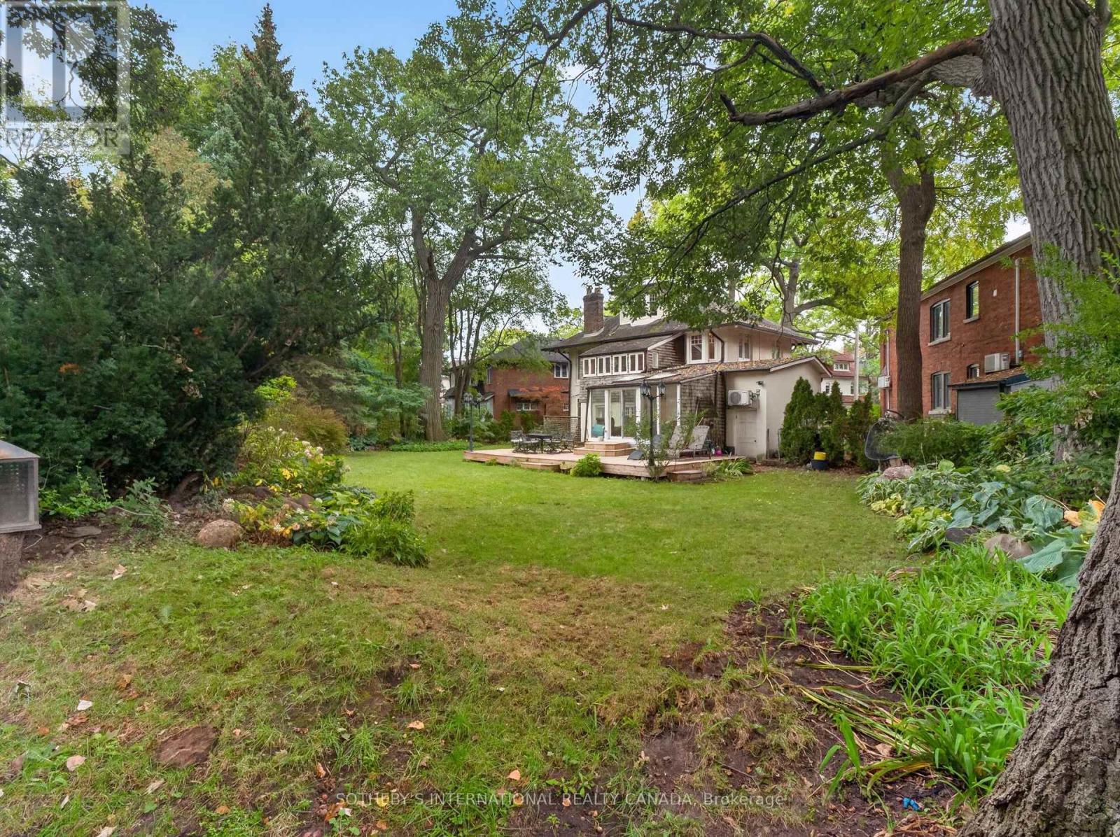 91 Braemore Gardens, Toronto, Ontario  M6G 2C7 - Photo 33 - C13851128