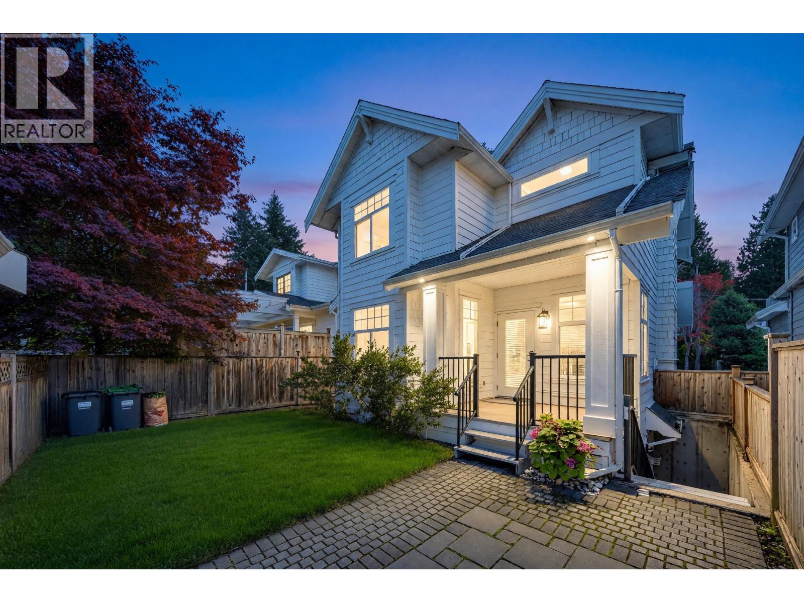 2411 George Street, North Vancouver, British Columbia V7P 2N4 - Photo 2 - R3174964
