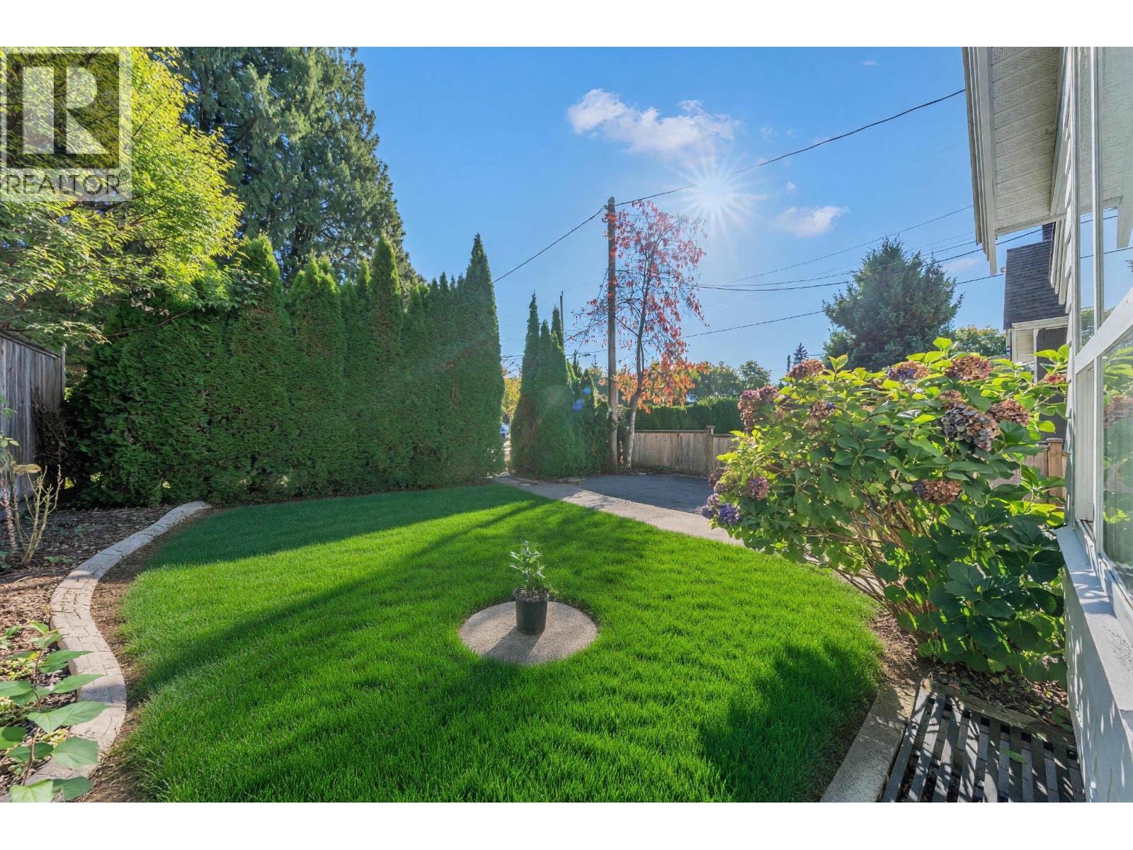 2411 George Street, North Vancouver, British Columbia V7P 2N4 - Photo 33 - R3174964