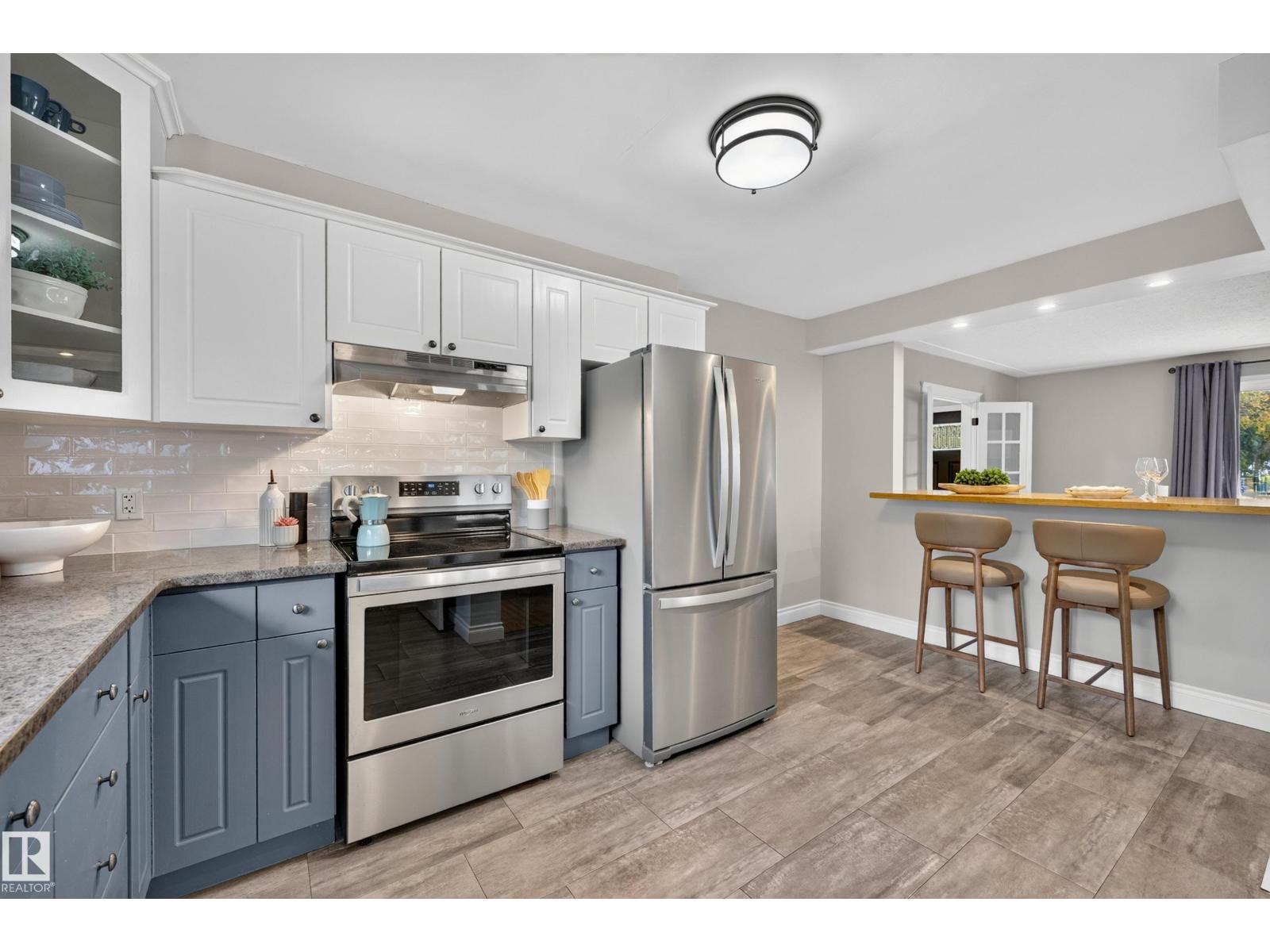 10224 82 ST NW