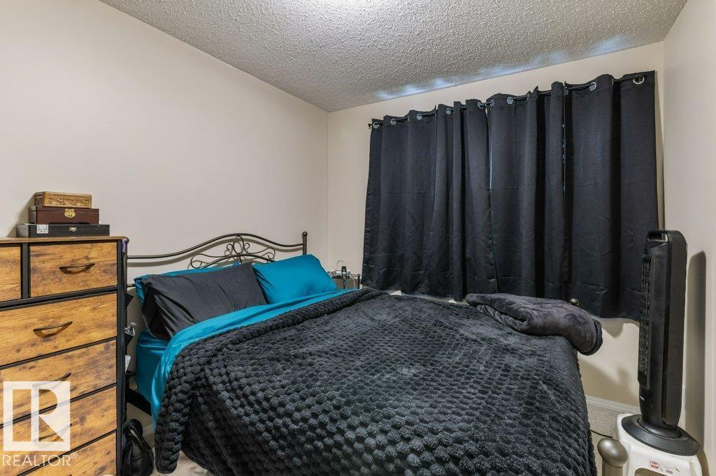 8306 182 ST NW