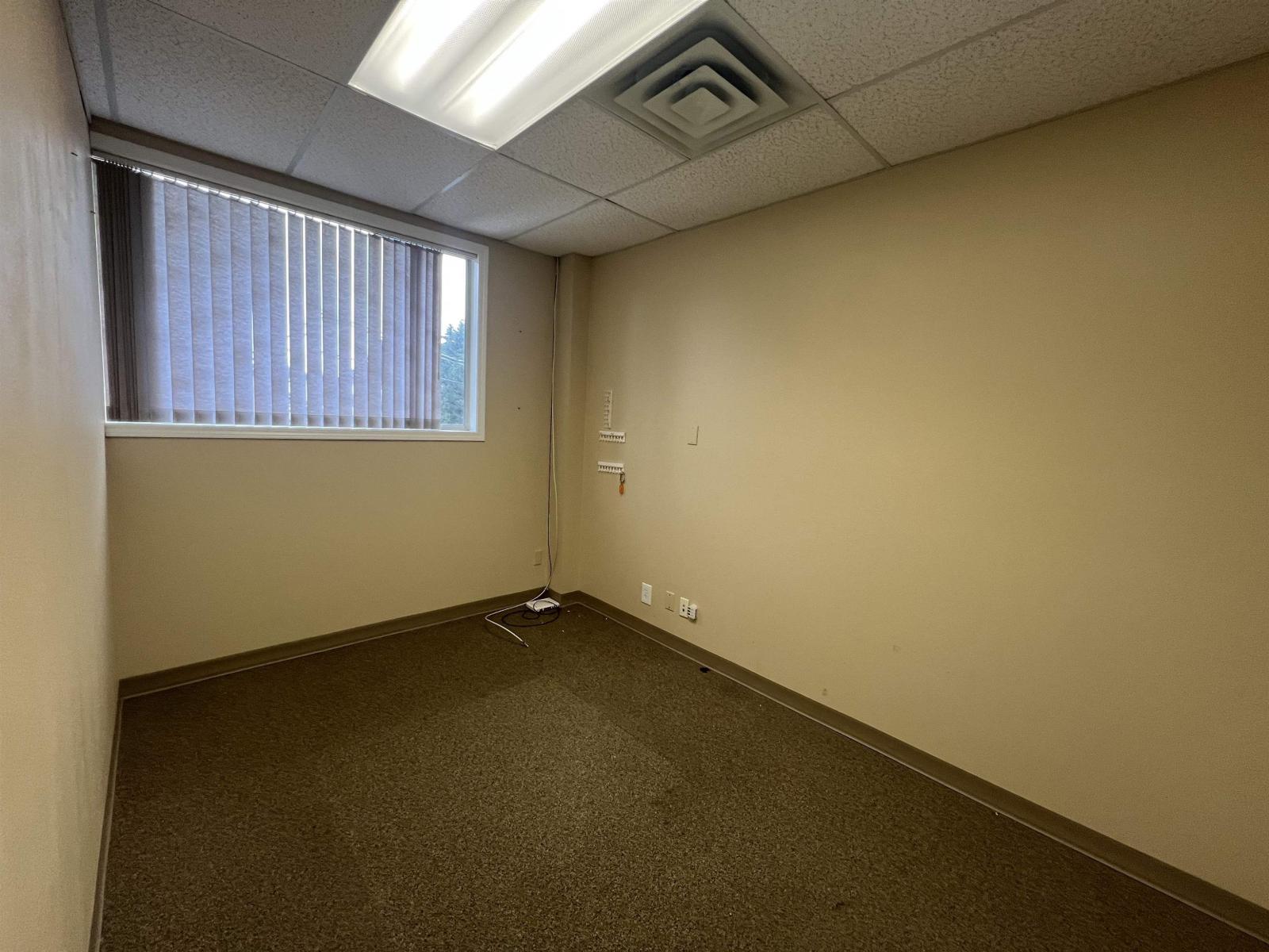 220 33119 South Fraser Way, Abbotsford, British Columbia  V2S 2B1 - Photo 3 - C8082836