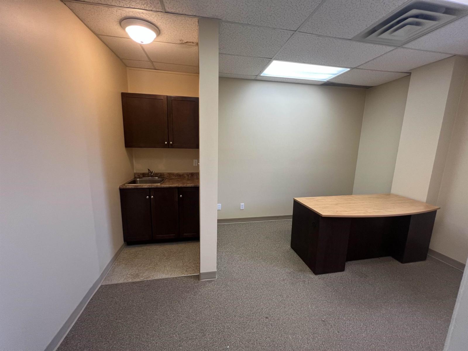 220 33119 South Fraser Way, Abbotsford, British Columbia  V2S 2B1 - Photo 5 - C8082836