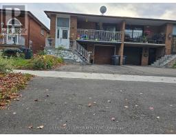 18 CURTIS DRIVE, Brampton, Ontario