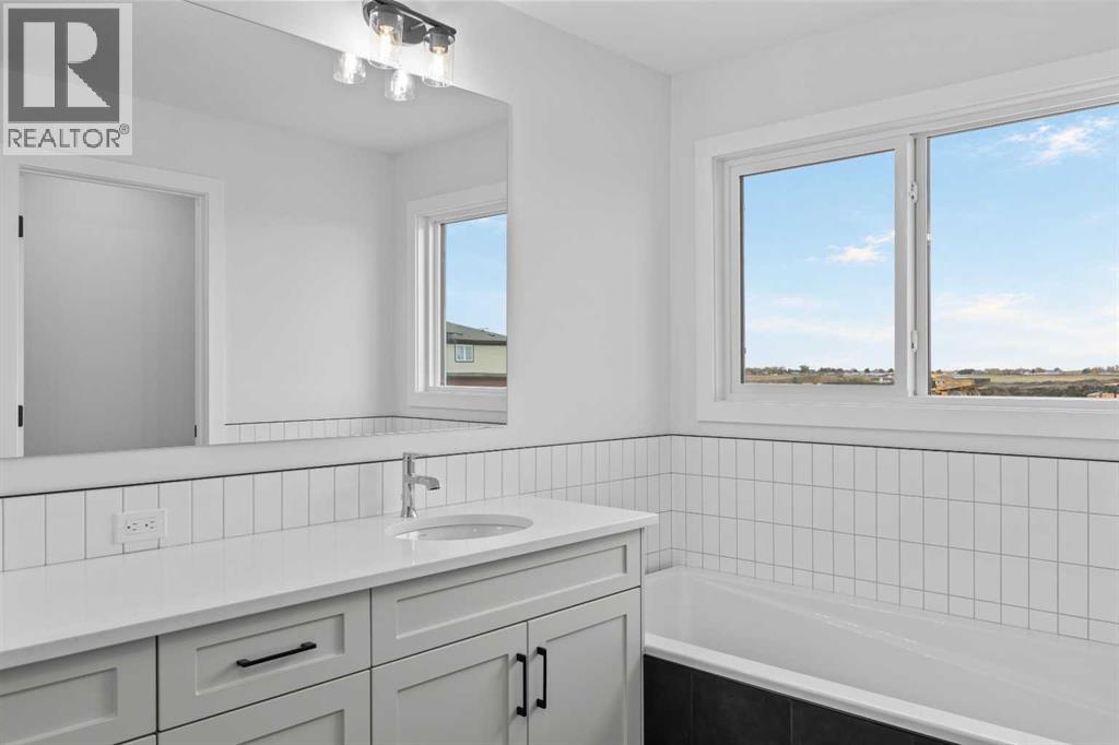 214 Sora Way SE, Calgary, Alberta  T3S 0V5 - Photo 28 - A2349503