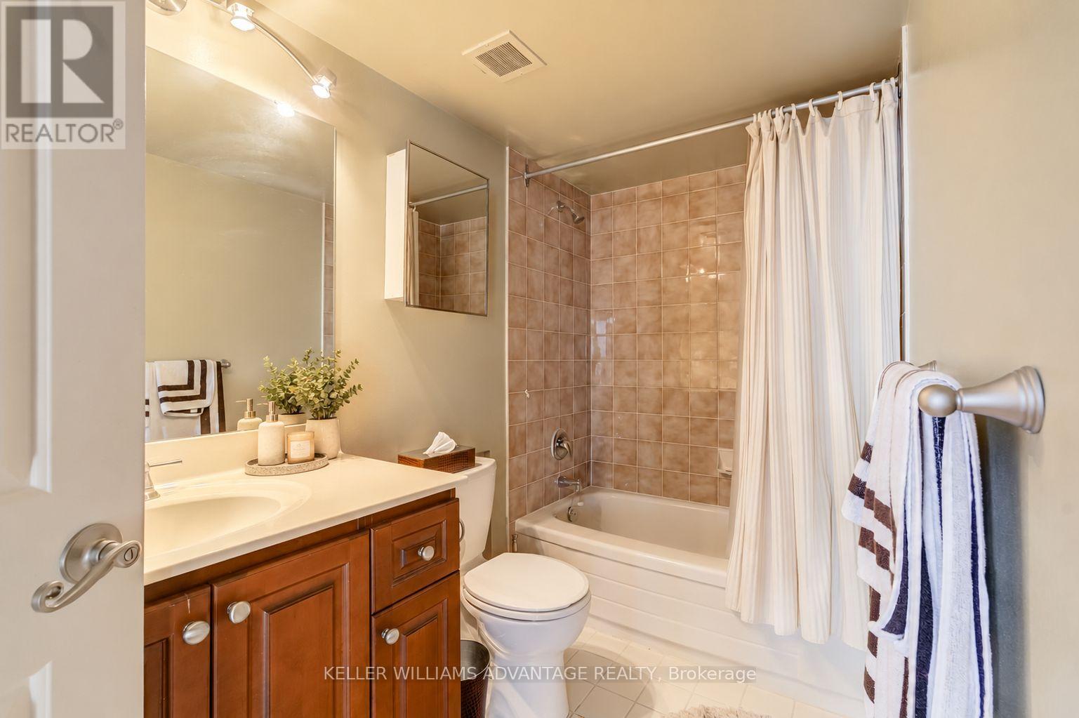 2210 - 55 Kingsbridge Garden Circle, Mississauga, Ontario  L5R 1Y1 - Photo 23 - W14083228