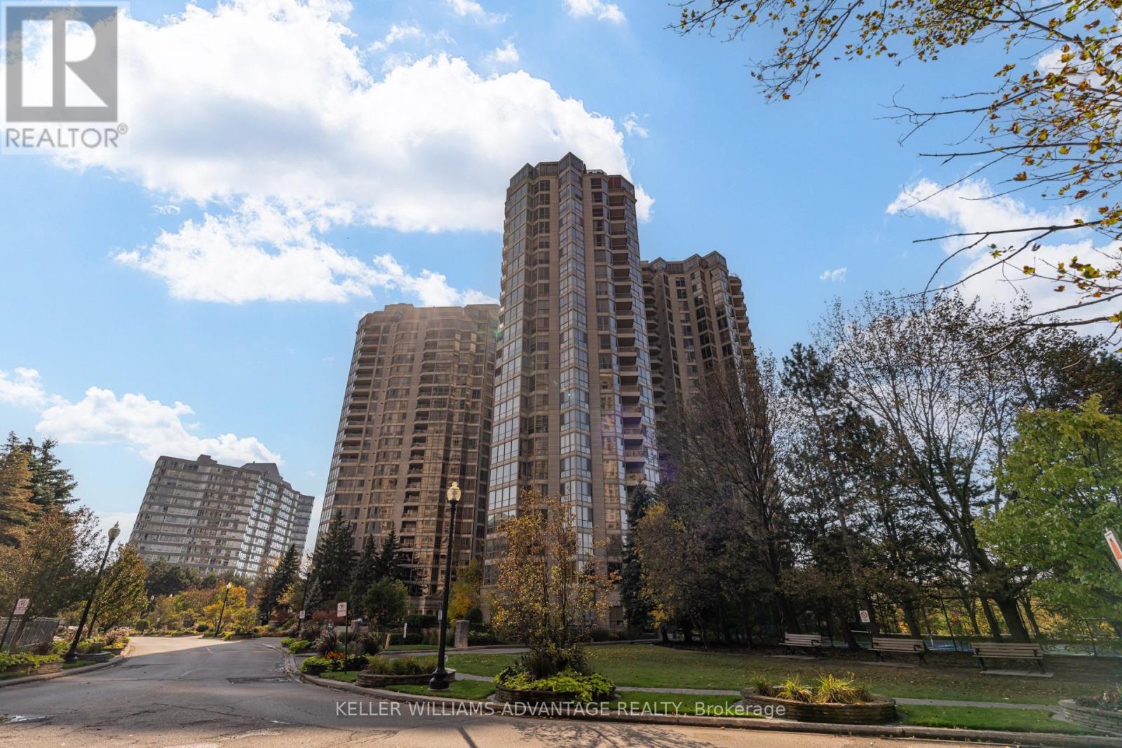 2210 - 55 Kingsbridge Garden Circle, Mississauga, Ontario  L5R 1Y1 - Photo 30 - W14083228