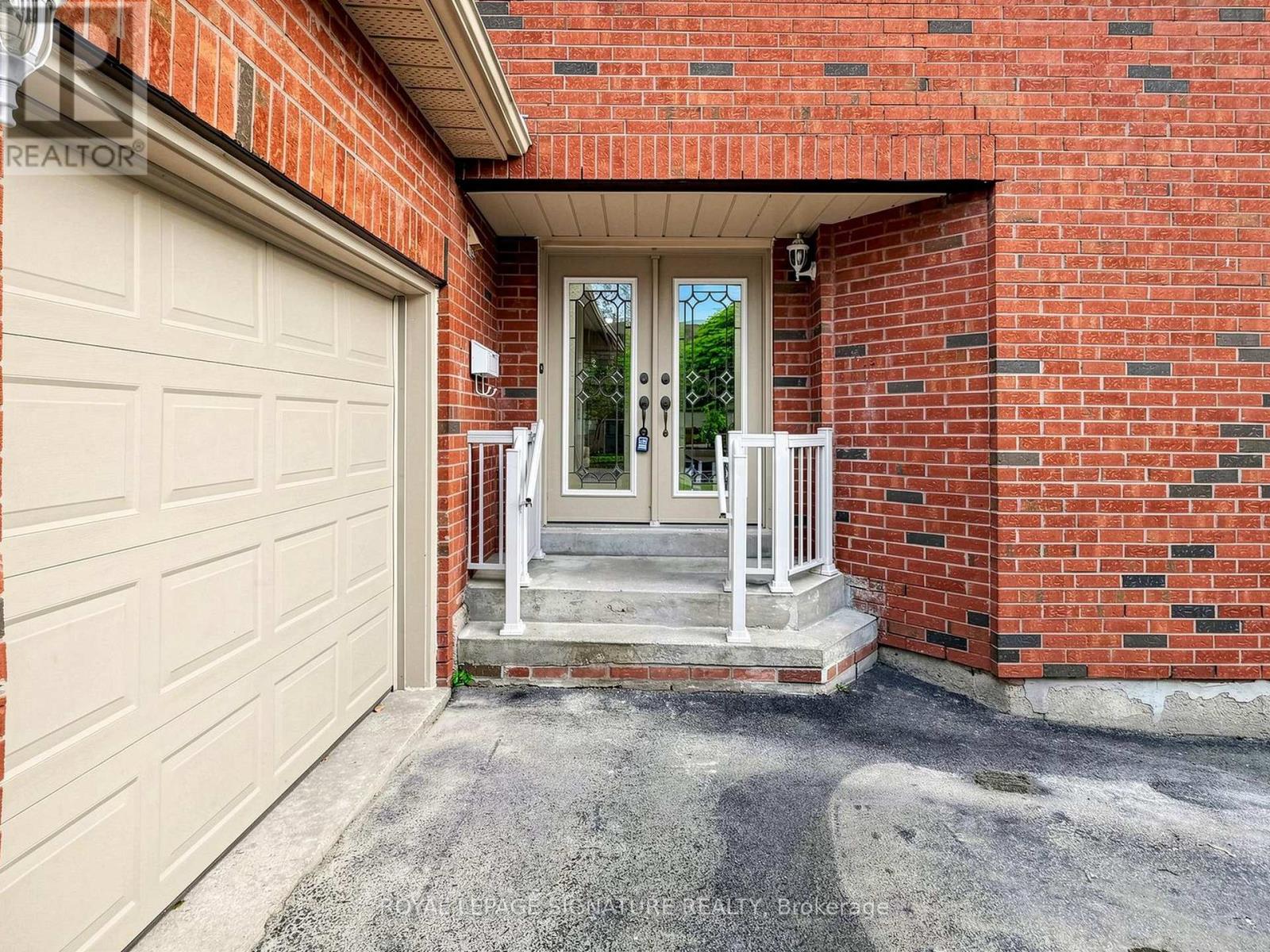 6612 Snow Goose Lane, Mississauga, Ontario  L5N 6N6 - Photo 4 - W14083282
