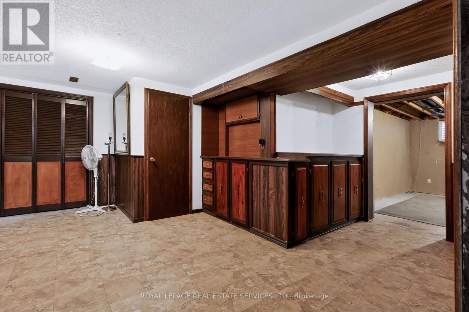 1326 Prince Albert Court, Mississauga, Ontario  L5H 3S1 - Photo 36 - W14083286