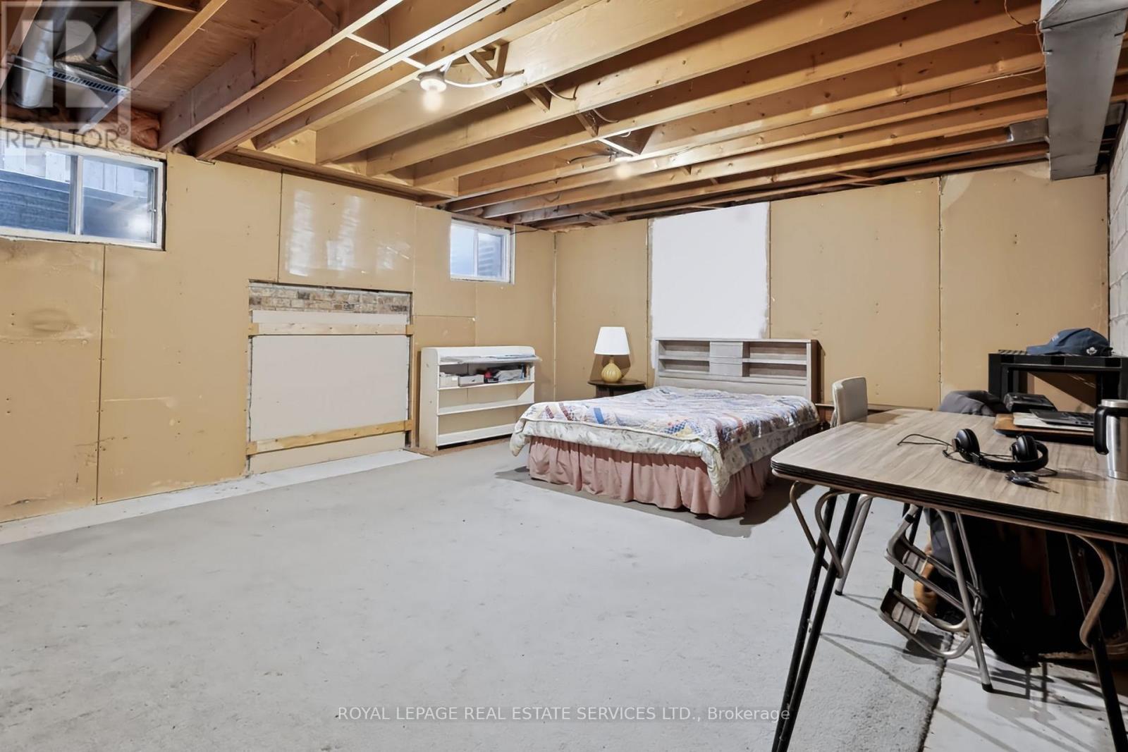 1326 Prince Albert Court, Mississauga, Ontario  L5H 3S1 - Photo 37 - W14083286
