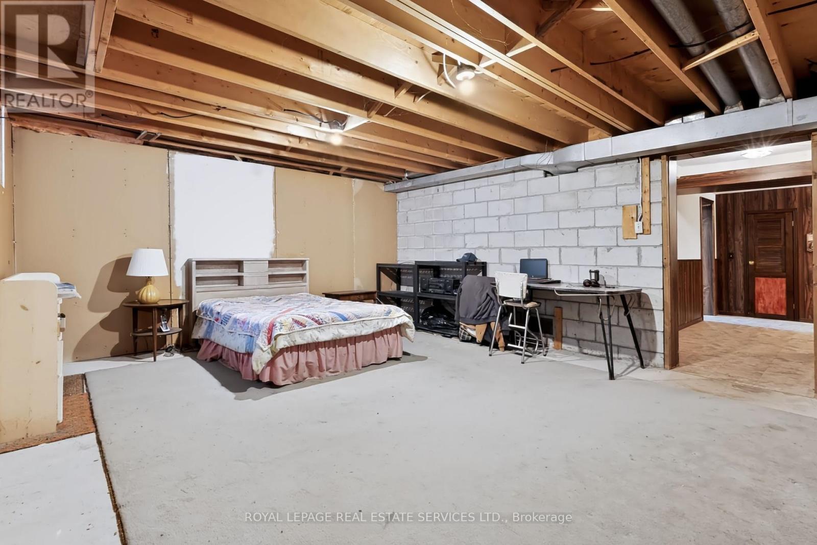 1326 Prince Albert Court, Mississauga, Ontario  L5H 3S1 - Photo 38 - W14083286