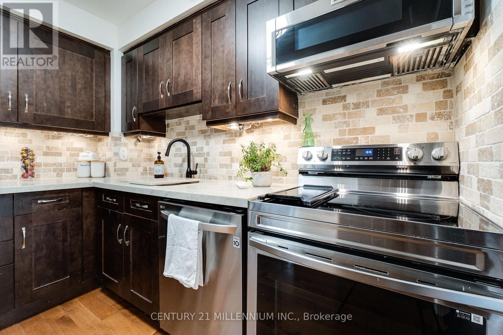 3537 Autumnleaf Crescent, Mississauga, Ontario L5L 1K6 - Photo 18 - W14083362