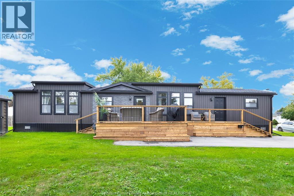 14 DANA, Essex, Ontario