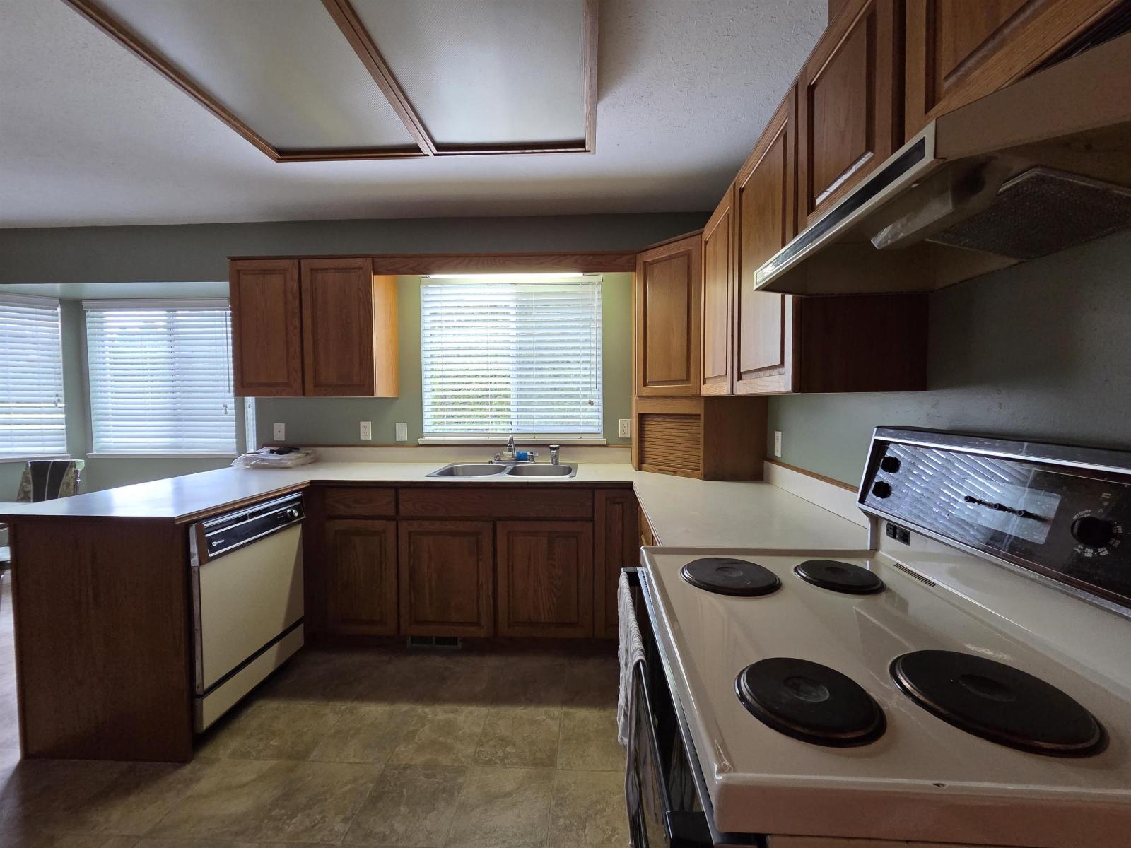 6594 179 Street, Surrey, British Columbia  V3S 7J8 - Photo 7 - R3175793
