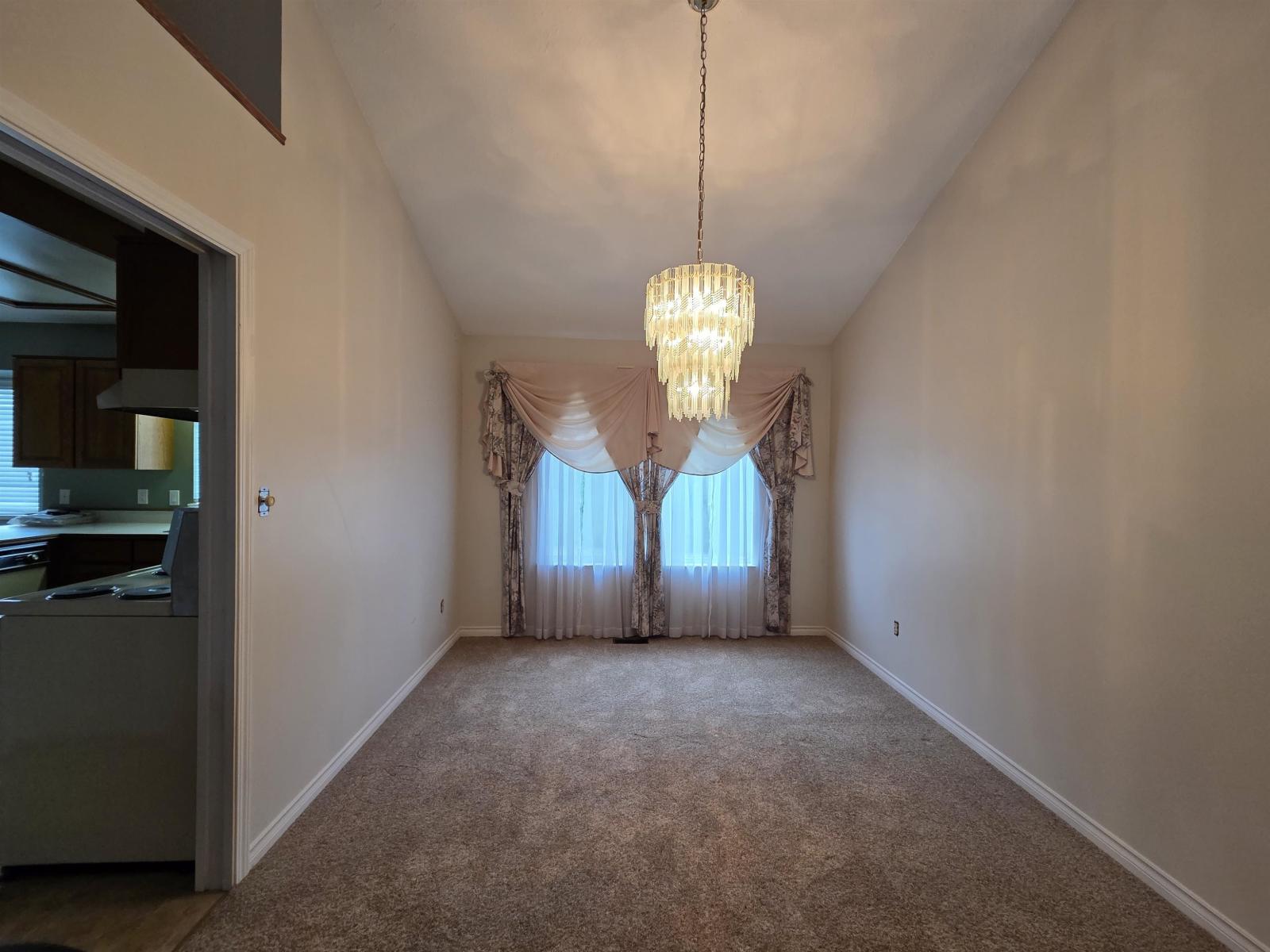 6594 179 Street, Surrey, British Columbia  V3S 7J8 - Photo 4 - R3175793