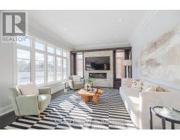 141 CONNAUGHT AVENUE, Toronto, Ontario