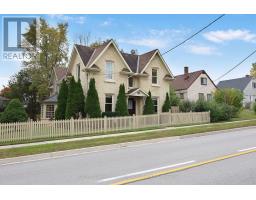 296 EAGLE STREET, Newmarket, Ontario