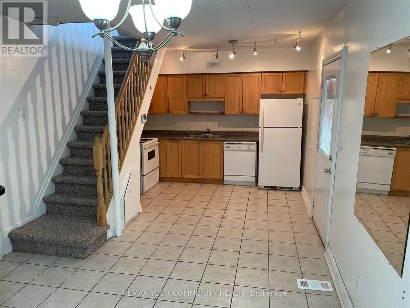 66 Prospect Street, Newmarket, Ontario  L3Y 3S9 - Photo 20 - N13882840