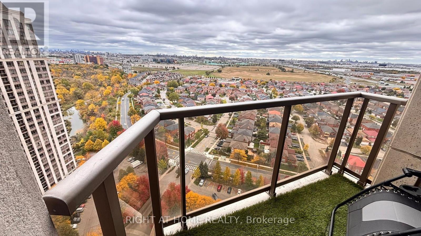 2709 - 710 Humberwood Boulevard, Toronto, Ontario  M9W 7J5 - Photo 18 - W13885836
