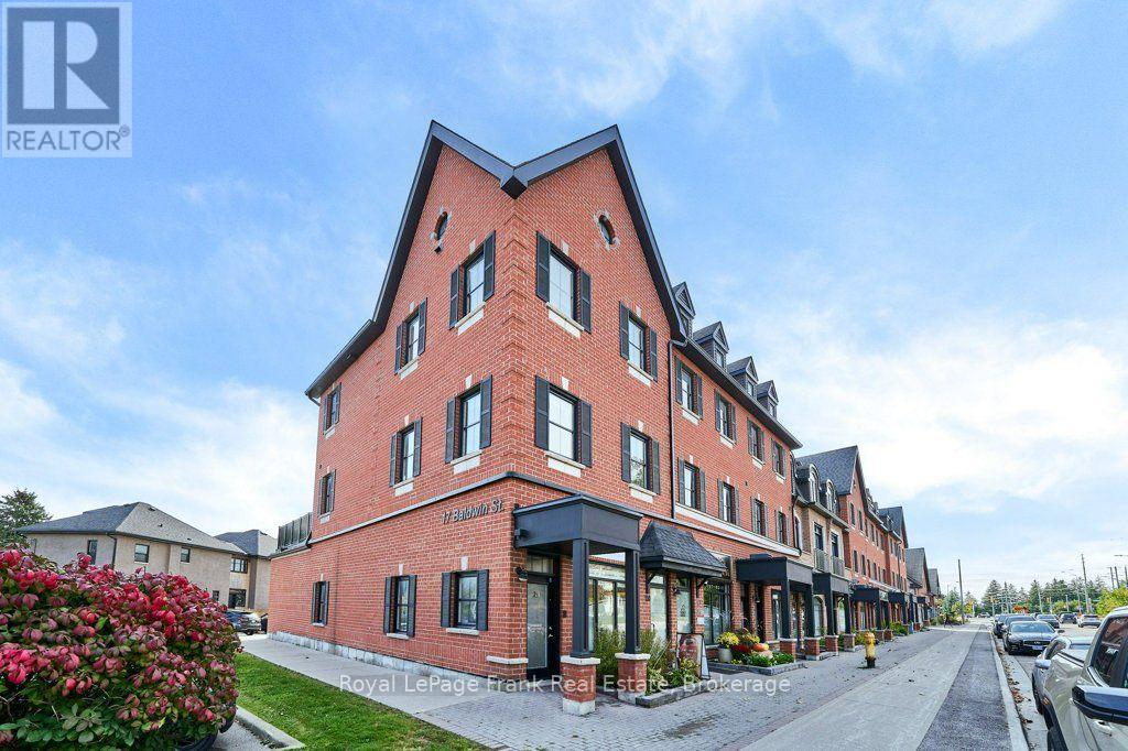 110 - 17 BALDWIN STREET N, Whitby, Ontario