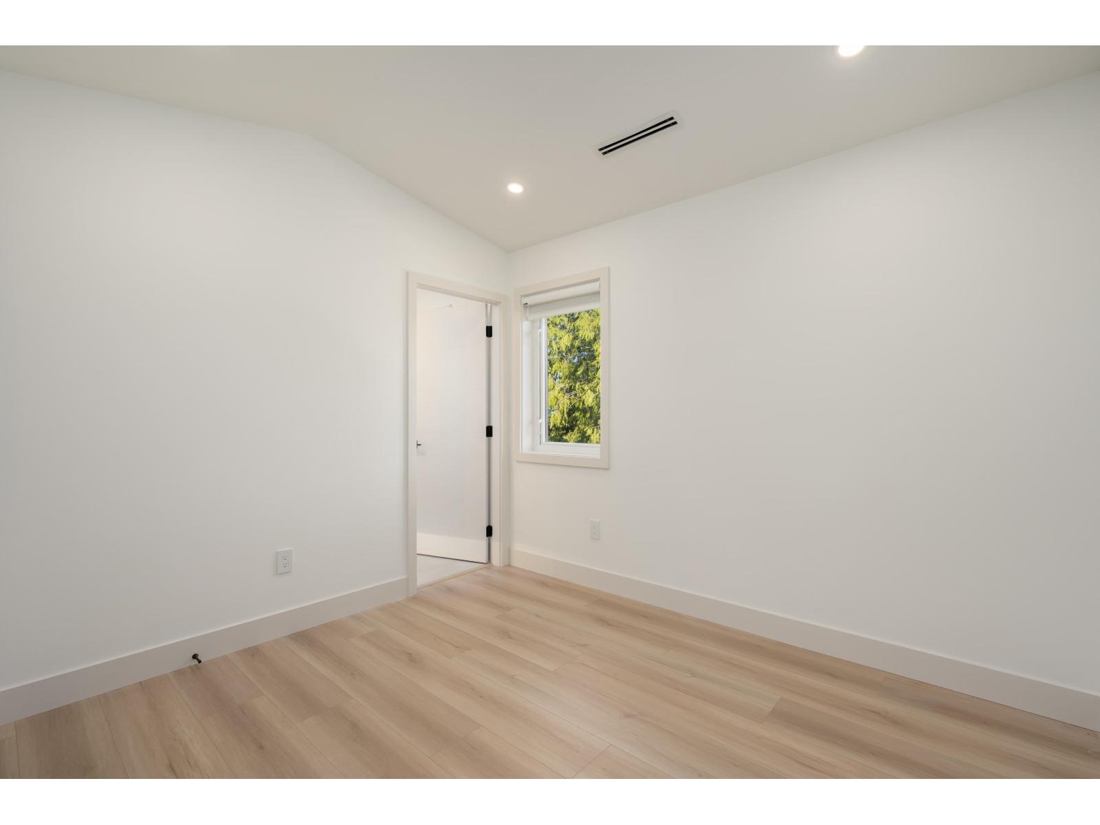 102 14753 111a Avenue, Surrey, British Columbia  V3R 2E2 - Photo 17 - R3175817