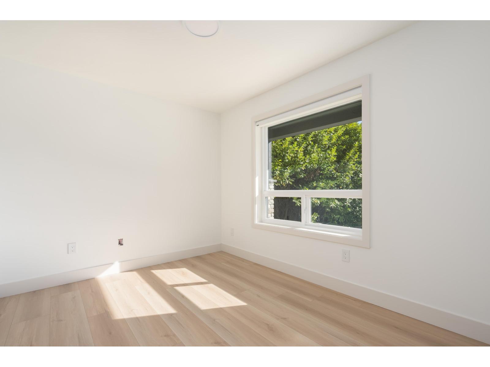 102 14753 111a Avenue, Surrey, British Columbia  V3R 2E2 - Photo 3 - R3175817