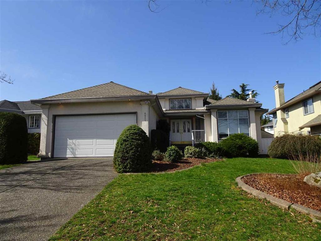 8537 166 STREET, surrey, British Columbia