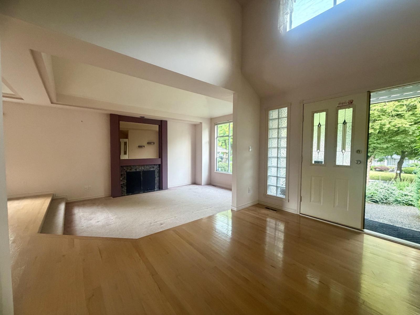 8537 166 Street, Surrey, British Columbia  V4N 3H1 - Photo 3 - R3175825