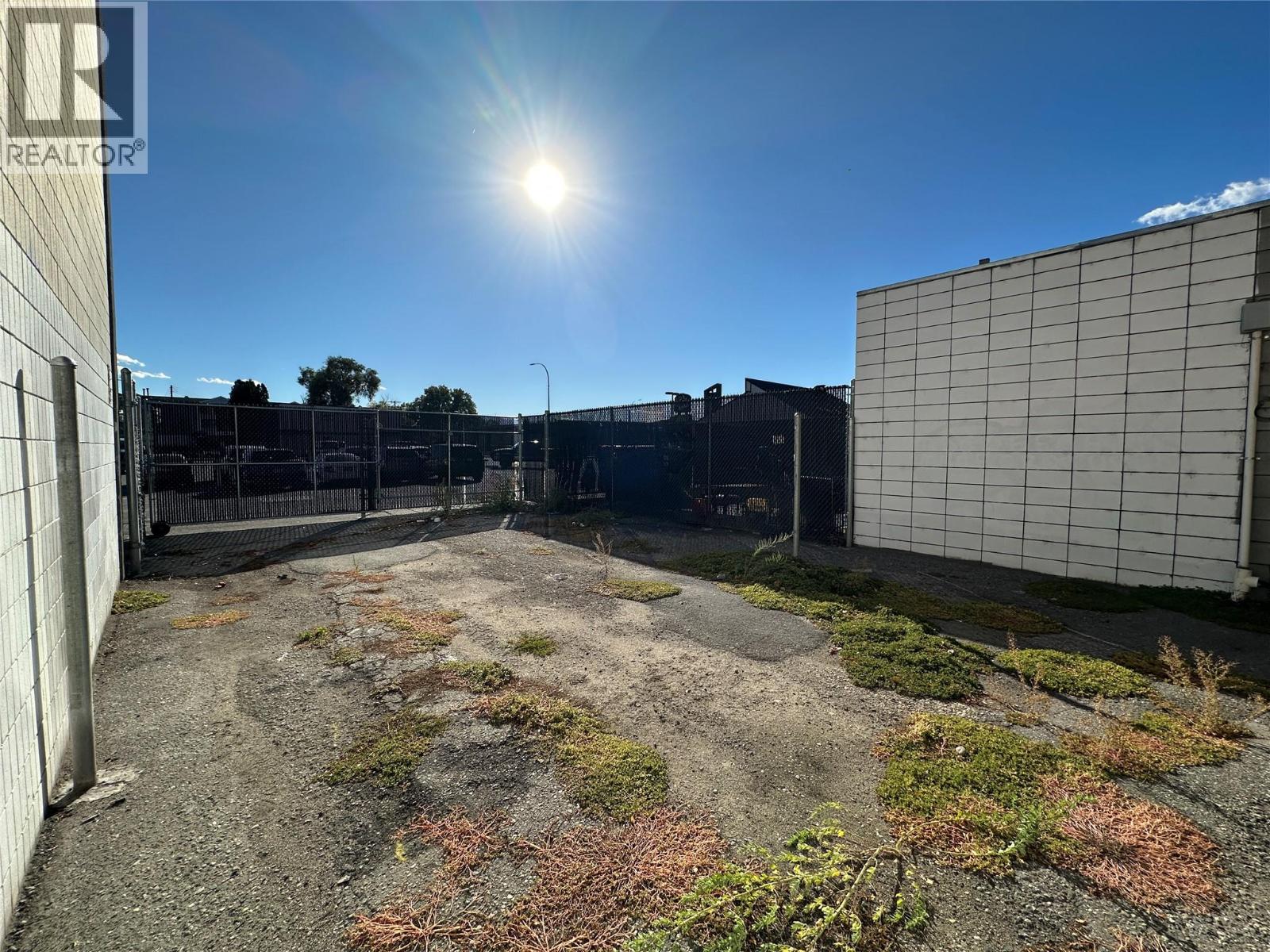455 & 477 Leon Avenue, Kelowna, British Columbia  V1Y 6J4 - Photo 41 - 10403353