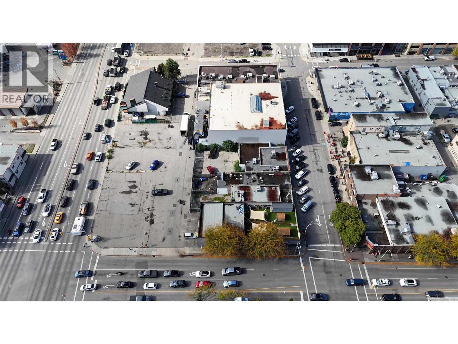 455 & 477 Leon Avenue, Kelowna, British Columbia  V1Y 6J4 - Photo 6 - 10403353